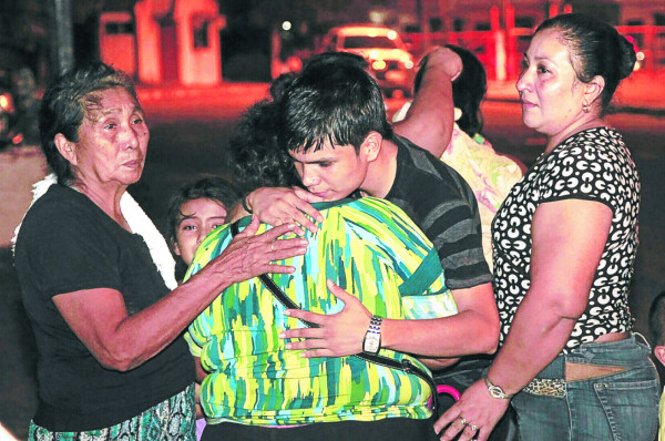 Colegiala hondureña es ultimada por un amigo de Facebook