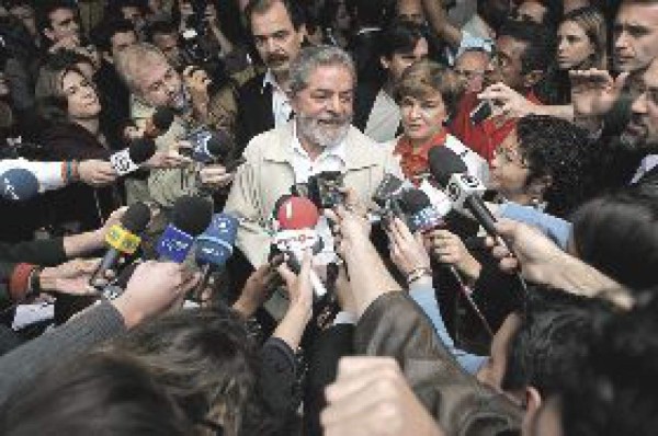 Lula va a segunda vuelta por la Presidencia de Brasil