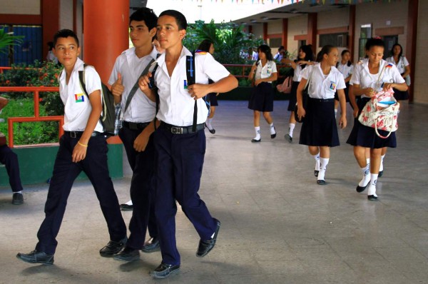 Ningún colegio cumple la jornada extendida