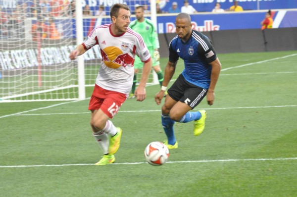 Muma Bernárdez propone a David Suazo para asistente de la Selección de Honduras