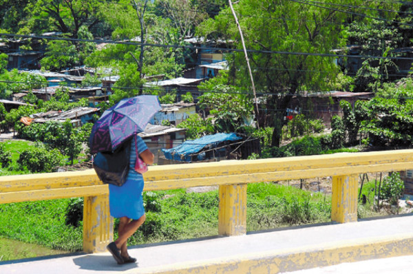 Habitantes de los bordos cada vez más cerca de ríos
