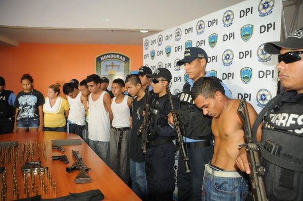 Decomiso de armas y nueve capturados deja operativo en colonia La Unión