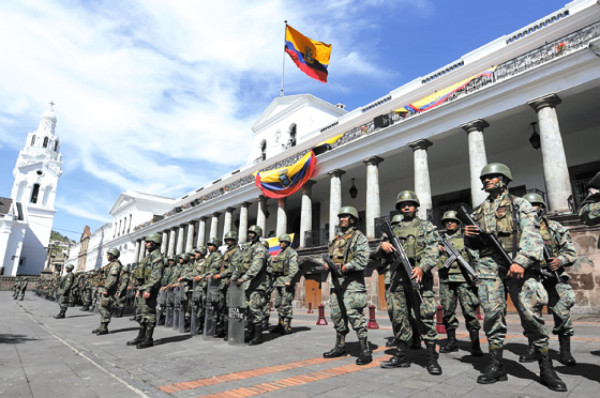 Rafael Correa retoma sus tareas de gobierno