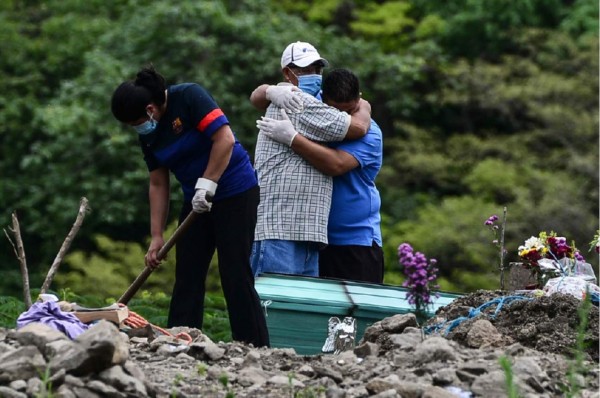 El 50% de los hondureños sufre de ansiedad o estrés crónico por la pandemia, afirman expertos