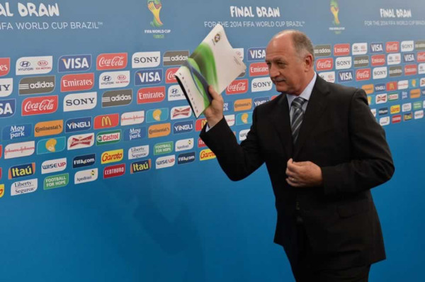 Delegaciones llegaron al sorteo final de Brasil 2014