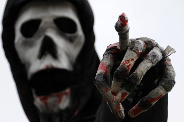 Trinidad revive los mitos con imponentes chimeneas