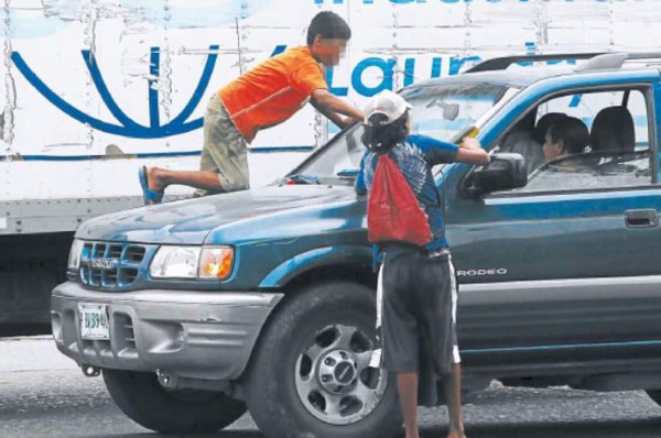 Rescatan de la calle a 1,400 niños trabajadores de Honduras y Nicaragua