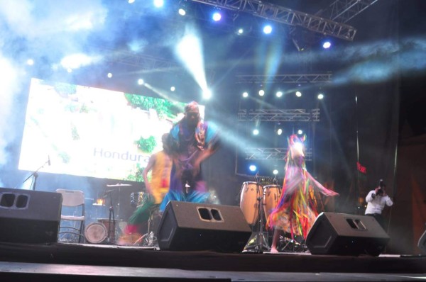 El grupo Amor Fe puso la nota musical a la velada.