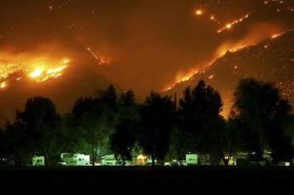 Estado de emergencia por mortal incendio en California