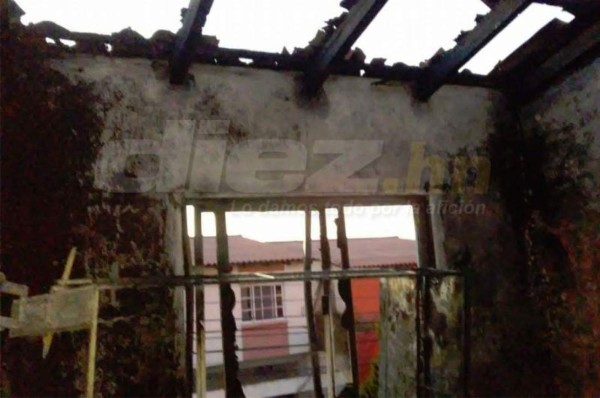 Se incendia vivienda de los padres de Emilio Izaguirre