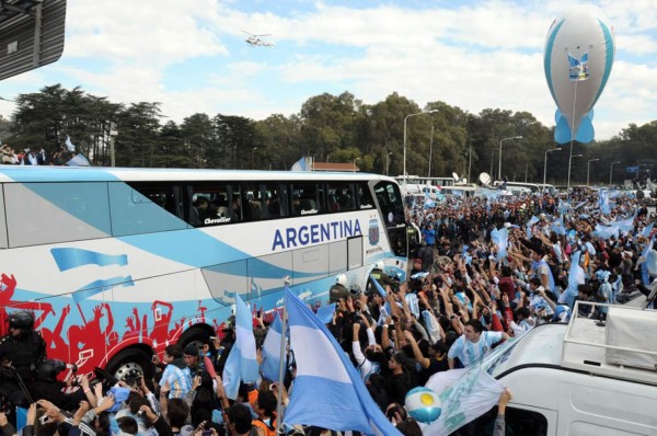La selección argentina regresa a Buenos Aires tras el Mundial