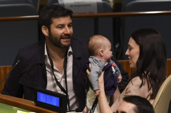 Primera ministra de Nueva Zelanda lleva a su bebé a la ONU
