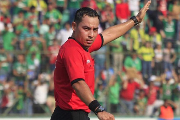 Liga Nacional hace oficial las cuartetas arbitrales de la finales Olimpia - Marathón