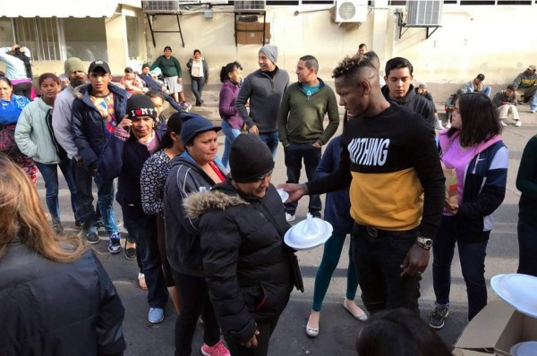 ¡Ejemplar! Romell Quioto lleva alegría con acto benéfico en Hospital Escuela de Tegucigalpa