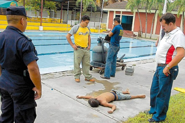 Muere en piscina 'El Motorcito”