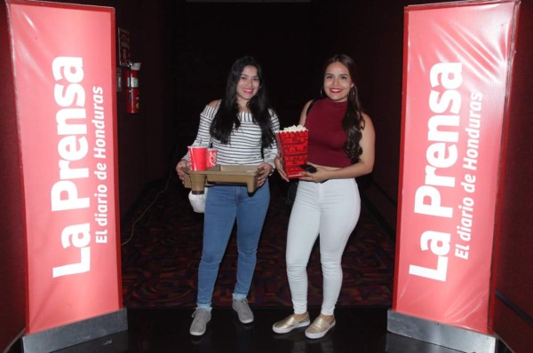 Clientes de LA PRENSA disfrutan de 'Megalodón'