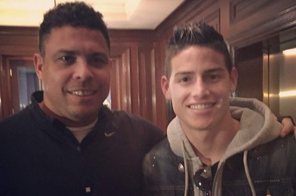 Ronaldo publica foto con James y lo califica como 'crack'