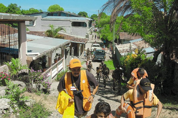 Con simulacro reviven Mitch