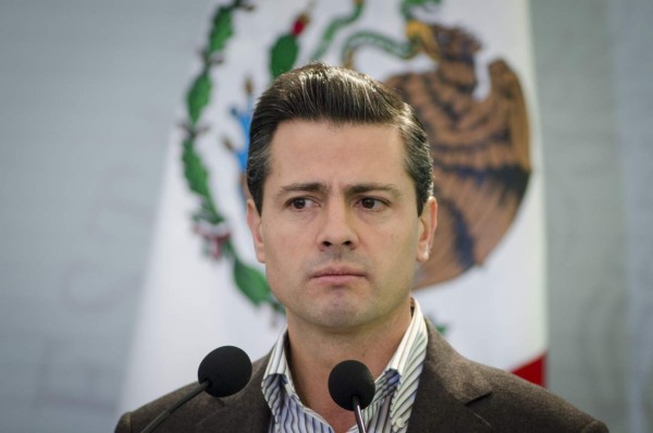 Peña Nieto pide a México superar dolor por Ayotzinapa