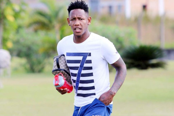 Romell Quioto estalla contra un sector de la afición hondureña