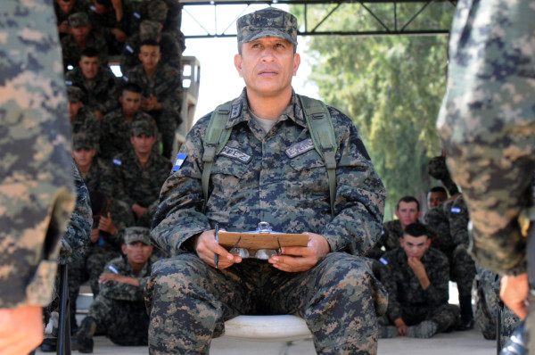 Entrenan nuevos militares para patrullar en Honduras