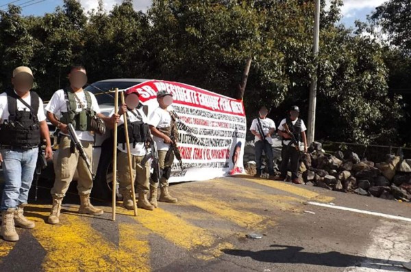 Choque entre autodefensas deja 11 muertos en México