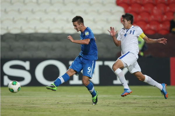 Honduras logra agónico empate y se acerca a octavos del Mundial