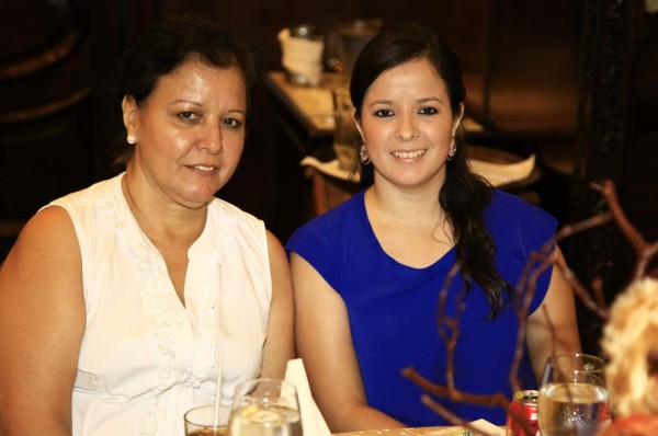 Gabriela y Elías Handal esperan a su segundo hijo