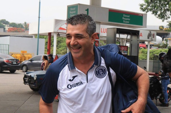 Diego Vázquez le responde a Héctor Vargas: 'No bajo a ese nivel'