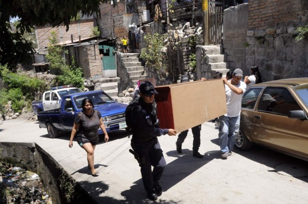 Pandilleros dan 24 horas a habitantes de colonia en Tegucigalpa para salir de sus casas