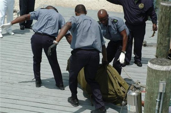 Buscan sobrevivientes de naufragio de barco de inmigrantes haitianos