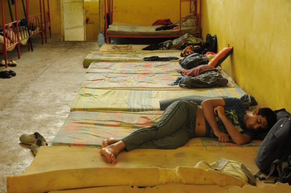 Se disparan los africanos que cruzan América hacia EUA