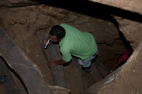 Exploran otro túnel en búsqueda de ocho mineros en Honduras