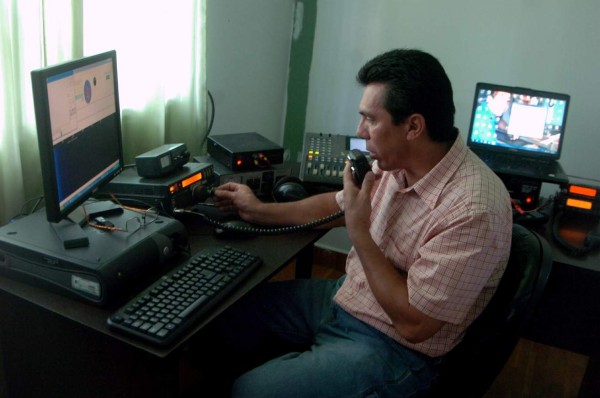 Radioaficionado hondureño recibirá premio en el palacio real de Windsor