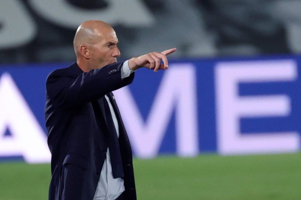 Zidane pide respeto: 'Me cansa que se diga que ganamos por los árbitros'