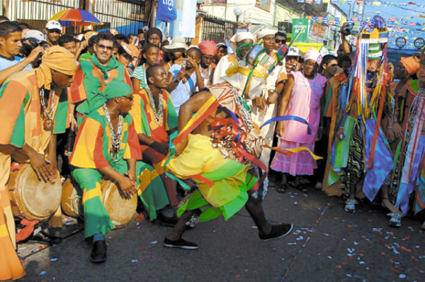 Derroche de alegría en carnaval de La Ceiba