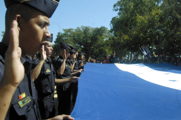 Nuevos policías están listos para seguridad de Honduras