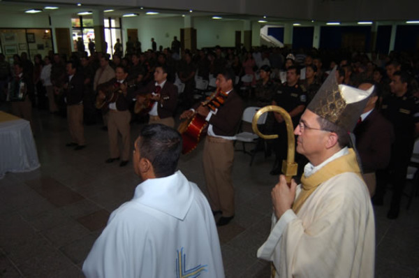 Militares celebran el día del soldado en Honduras