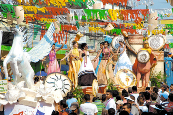¡A vivir la magia del carnaval de La Ceiba!
