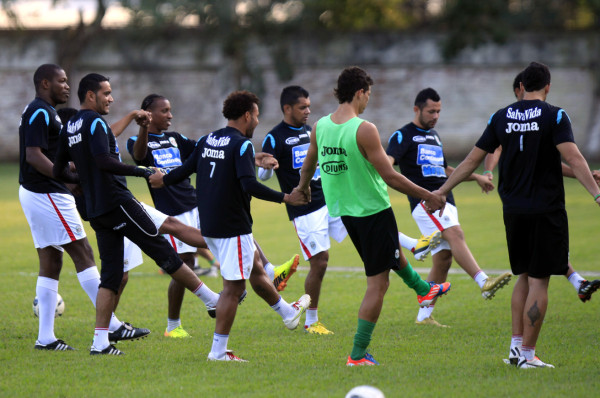 Yul Arzú saldrá por Mathías Rolero