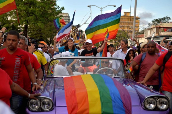 Cuba deja fuera de su nueva Constitución el matrimonio homosexual