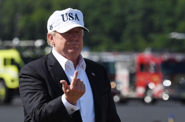 Juez de EEUU extiende plazo para reunir niños separadas