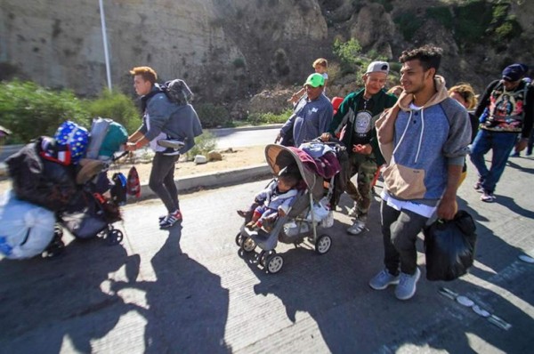 Segunda caravana sale de Ciudad de México mientras miles se reúnen en Tijuana&nbsp;&nbsp;