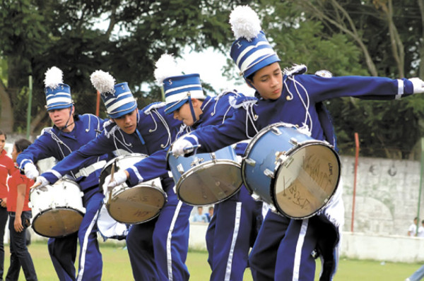 Bandas marciales: fiesta de redobles y premios