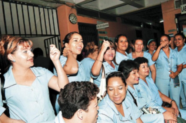 Enfermeras llegan a acuerdo con Salud
