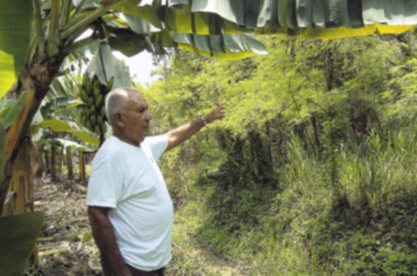 Serna aprueba terreno para reubicar basurero
