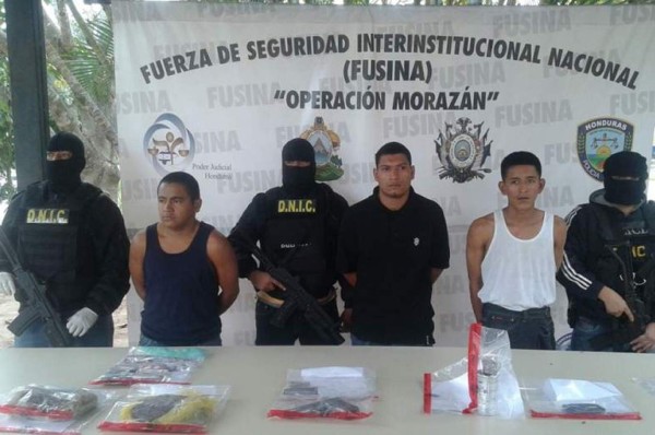 Taxista se salva de morir a manos de pandilleros