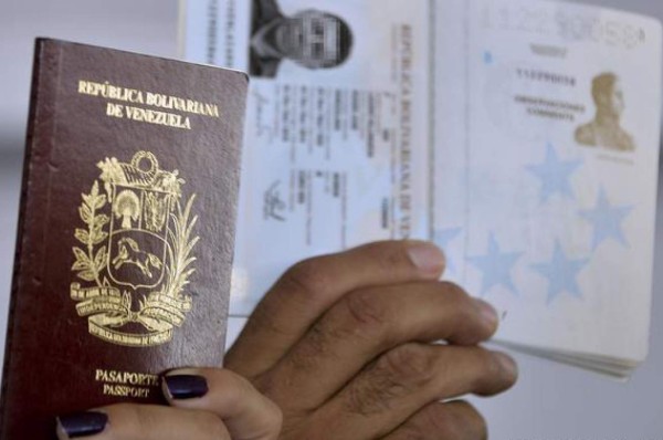 Investigación de CNN revela supuesta red de venta de pasaportes venezolanos