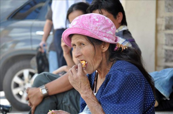 Pobreza en Honduras se reduce 2% gracias a las remesas