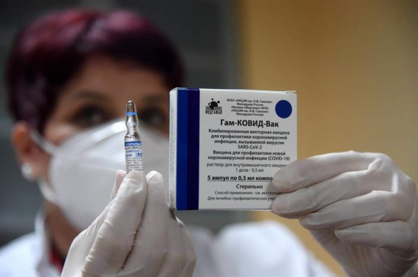 Rusia inicia los trámites de registro de la vacuna anticovid Sputnik Light  